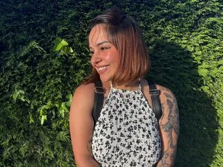 LoisLayne – webcam model profile photo Image 4