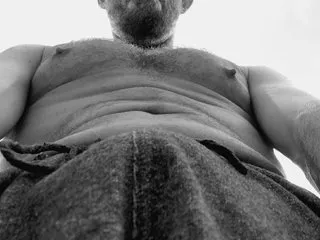 LilithStonne – webcam model profile photo Image 2