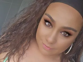 ChloeSnoww – webcam model profile photo Image 3