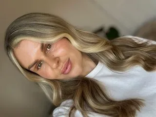 NinaMuller – webcam model profile photo Image 3