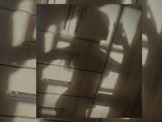 BellaRouse22 webcam show Image 3