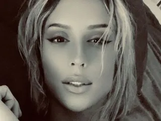 ToniStormCD webcam show Image 2