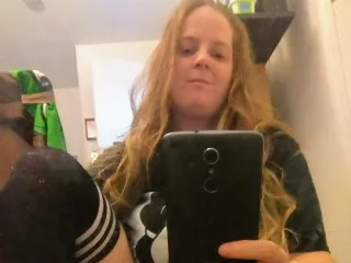 lovehollyann – webcam model profile photo