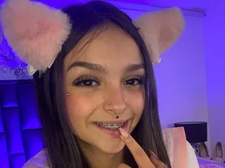 Bambichanel777 – webcam model profile photo Image 8