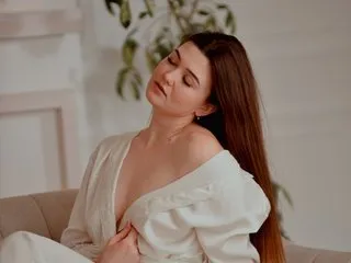 HelloAlice – webcam model profile photo Image 2