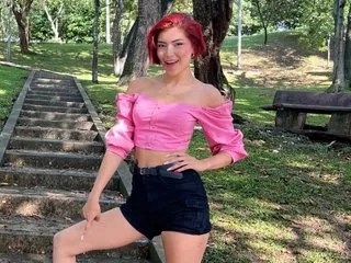 -SweetDi- – webcam model profile photo Image 4