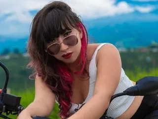 SashCarter – webcam model profile photo Image 2