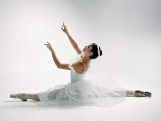 Lilly_Dayna – webcam model profile photo Image 4