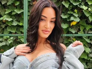 Scarlett_And_LucyMae – webcam model profile photo Image 3