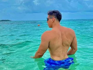 YourScarlettSweetheart – webcam model profile photo Image 2