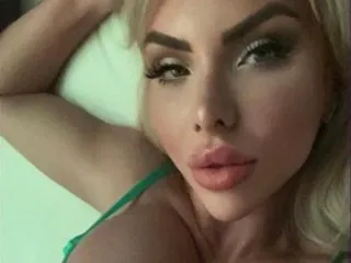 SpicyCarlaX – webcam model profile photo Image 2