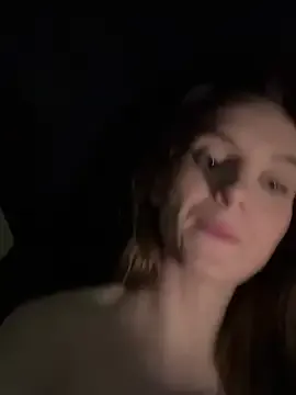 SexyMona – webcam model profile photo Image 4