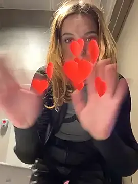 SexyMona – webcam model profile photo Image 7