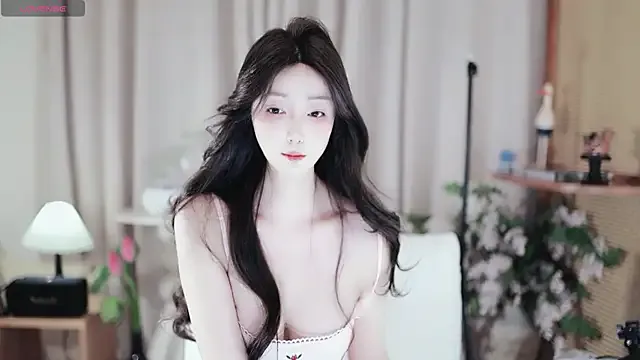 stargroup – webcam model profile photo Image 4