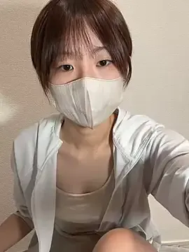 -x_MIU_x webcam show