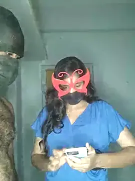 Red_Lola – webcam model profile photo Image 8