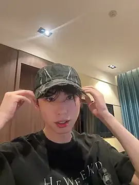 jihoooon_ – webcam model profile photo Image 2