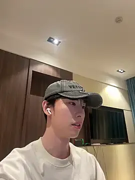 jihoooon_ – webcam model profile photo Image 3