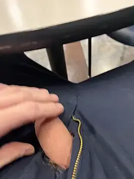 NinnaCurly – webcam model profile photo Image 12