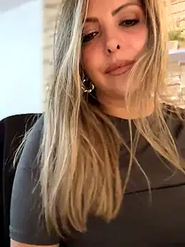 Spunstud webcam show Image 10