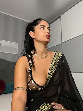 akamilasweetcm101 – webcam model profile photo Image 17