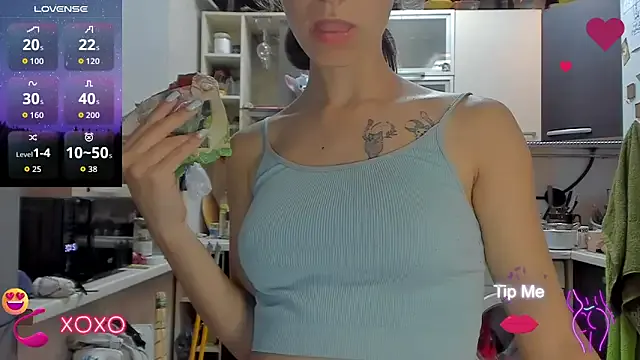 AmiiraSkky – webcam model profile photo Image 16