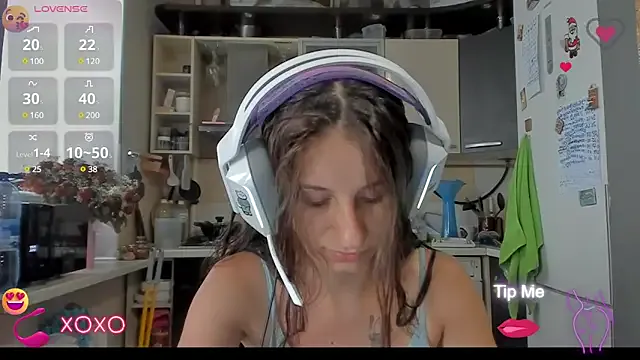 AmiiraSkky – webcam model profile photo Image 2