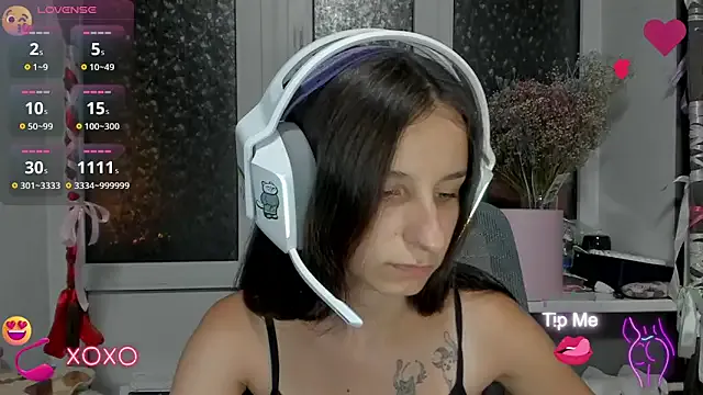 AmiiraSkky – webcam model profile photo Image 6