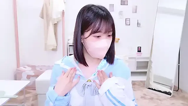 StephanieMatureBusty webcam show Image 18