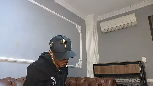 thejullietteheart – webcam model profile photo Image 2