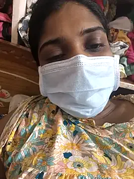 SaraWinehouse webcam show Image 2