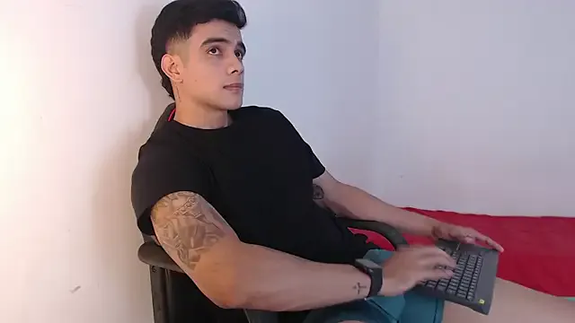 p-nyan4 – webcam model profile photo Image 17