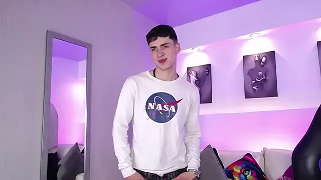 LailaDoll – webcam model profile photo Image 11