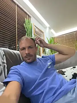 sofiaxskinny88 – webcam model profile photo Image 2