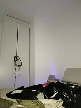 nicdani_1 – webcam model profile photo Image 11