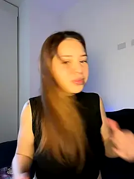 nicdani_1 – webcam model profile photo Image 14