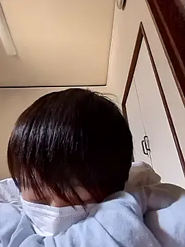 zui_lu – webcam model profile photo Image 11