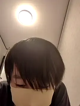 zui_lu – webcam model profile photo Image 12