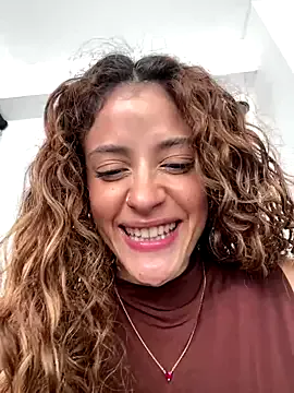 akamilasweetcm101 – webcam model profile photo Image 12