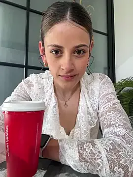 akamilasweetcm101 – webcam model profile photo Image 7