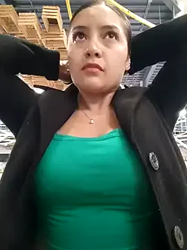 Ada_33 – webcam model profile photo Image 14