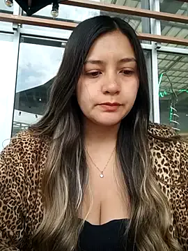 Ada_33 – webcam model profile photo Image 19