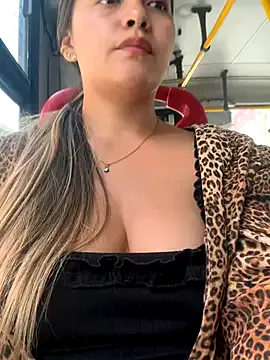 Ada_33 – webcam model profile photo Image 4