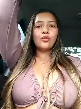 Ada_33 – webcam model profile photo Image 8