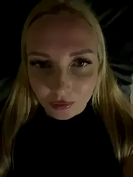 PocketSizeOliviaLive webcam show Image 17