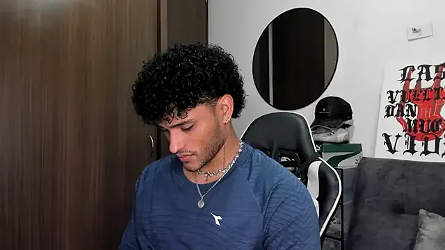 akamilasweetcm101 – webcam model profile photo Image 8