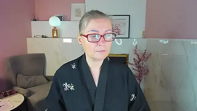 stargroup – webcam model profile photo Image 10