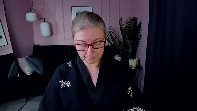 stargroup – webcam model profile photo Image 5