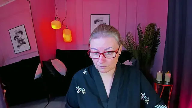 stargroup – webcam model profile photo Image 9