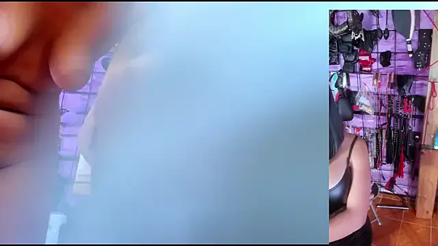 Sleek_petite webcam show Image 4